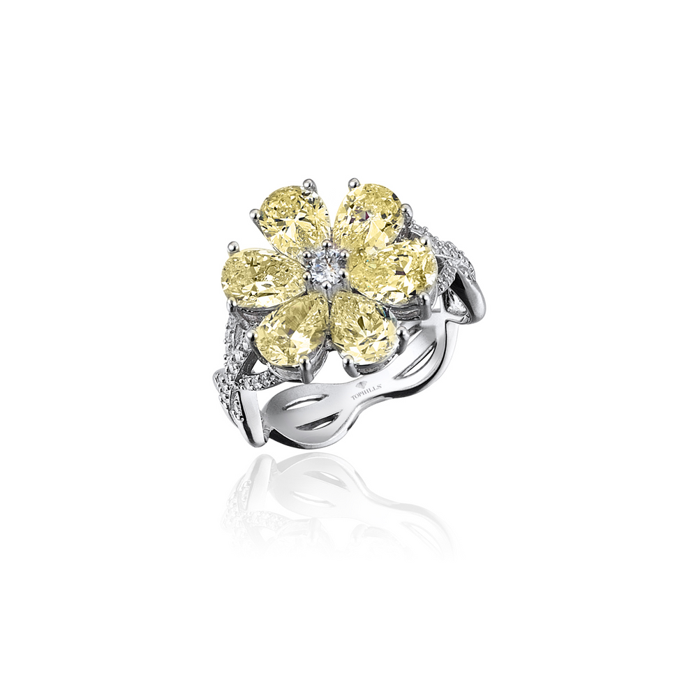 4 Karat Diamond Hybrid Gold Magnolia Ring